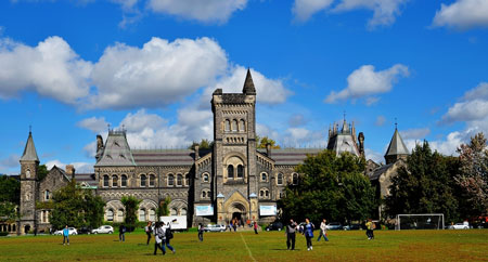 大学展示